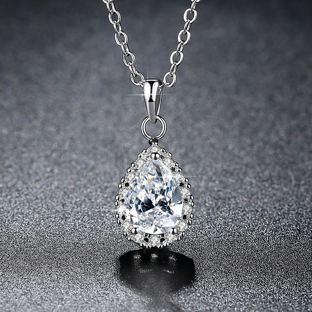 Water drop Zircon necklace